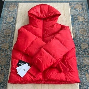 NWT UGG174 Womens Ronny Puffer Jacket.